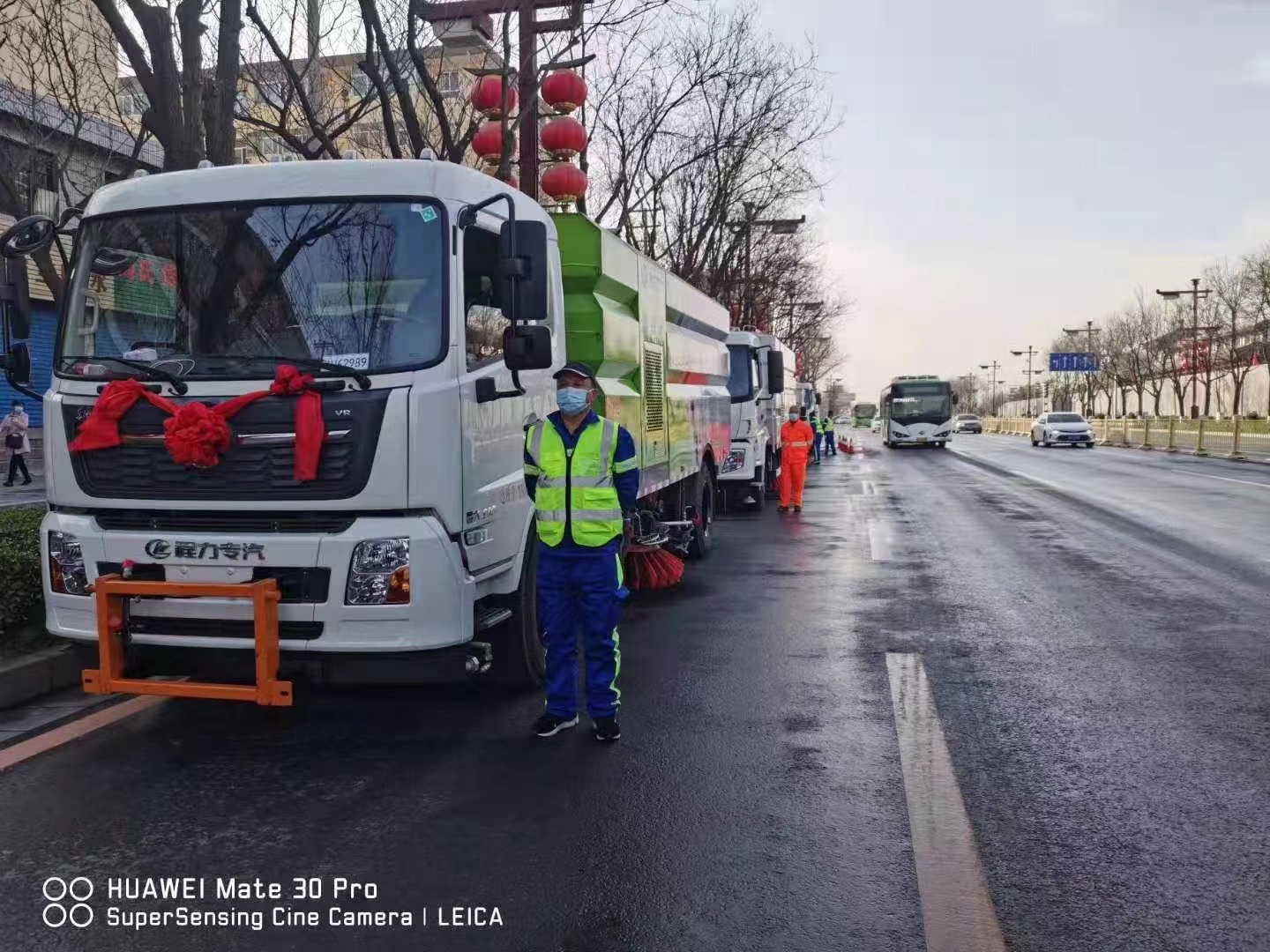 东风天锦16方洗扫车